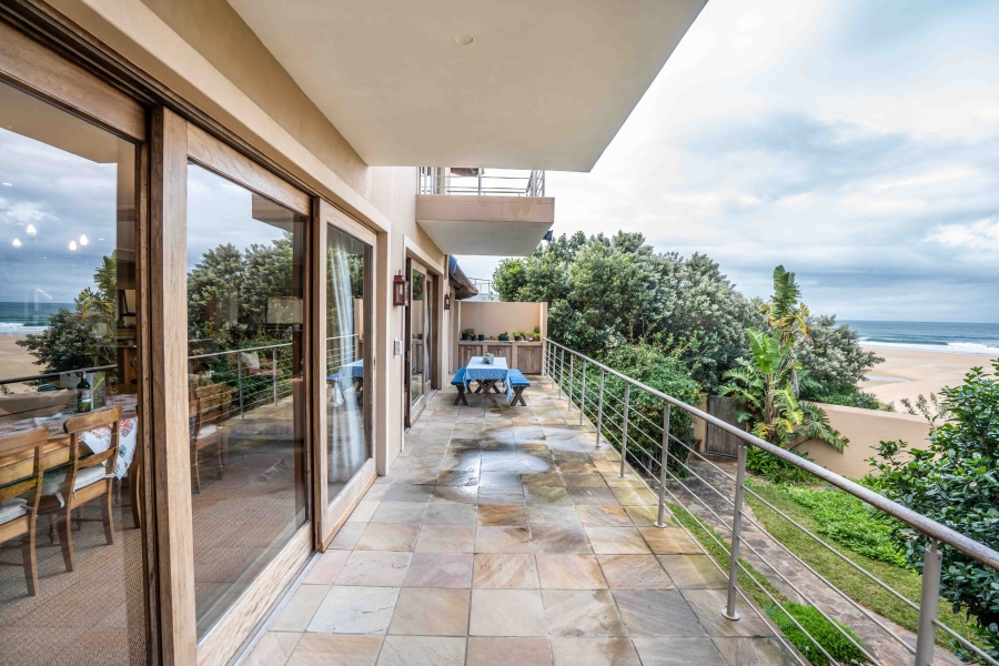 4 Bedroom Property for Sale in Kleinemonde Eastern Cape